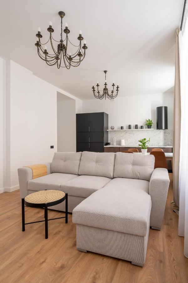 ריגה Spacious 1-Bedroom Apartment In The Heart Of Old Town מראה חיצוני תמונה